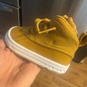 Nike Toddler High-Top Sneakers
